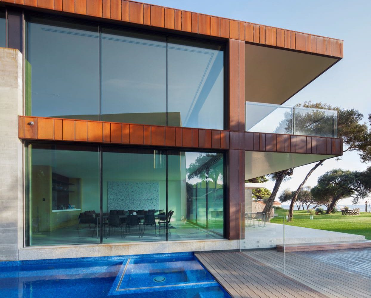 minimal-windows-highline-in-dubai