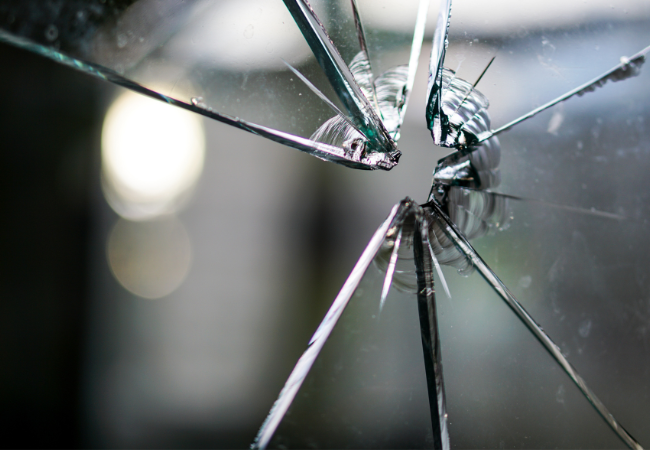 Fixing Broken Glass in Dubai: Your Ultimate Guide to Replacement