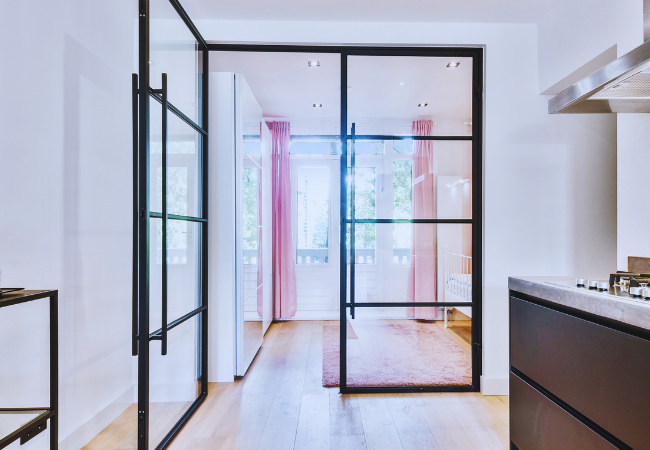 The Key to Modern Architecture: Finding the Best Glass Door Suppliers in Dubai