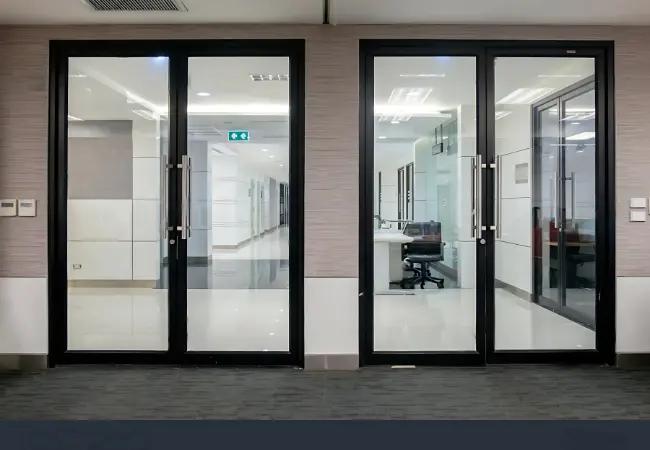 choosing the best aluminium doors suppliers in dubai for smart Homes