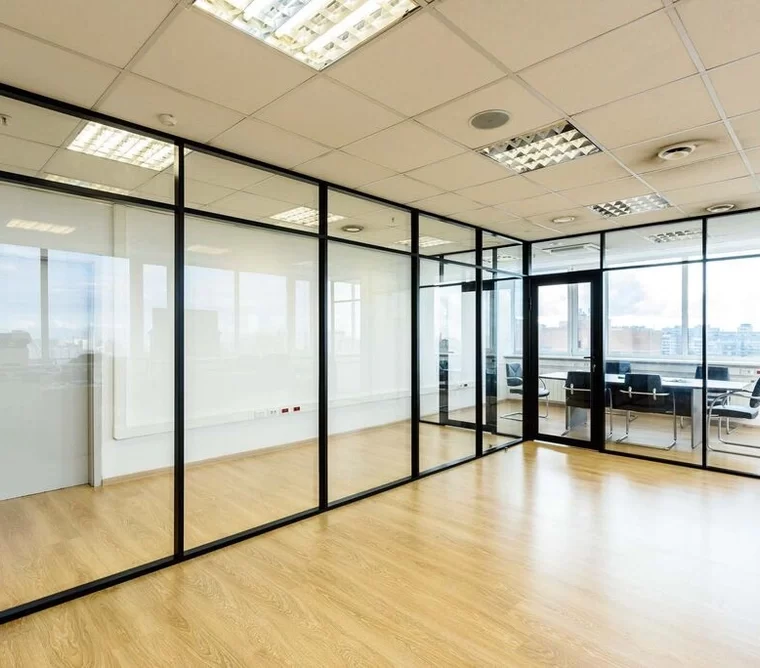 Smart Glass applications in uae luxury developments